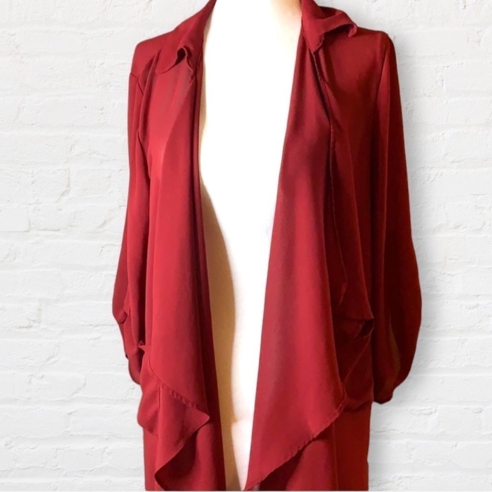 FASHION nova open front cardigan style sheer fabric top. Maroon color